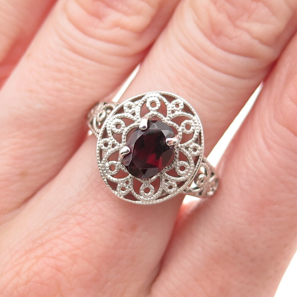 925 Sterling Silver Vintage Real Oval-Cut Red Garnet Floral Ornate Ring Size 8
